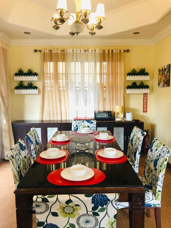 Charming Tagaytay Vacation Home Tagaytay City Esterno foto