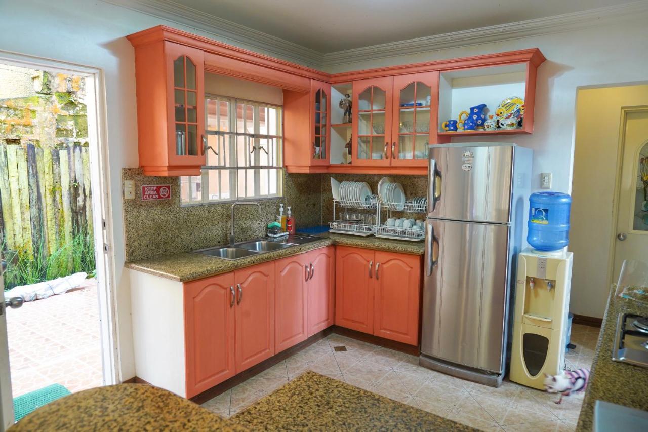 Charming Tagaytay Vacation Home Tagaytay City Esterno foto
