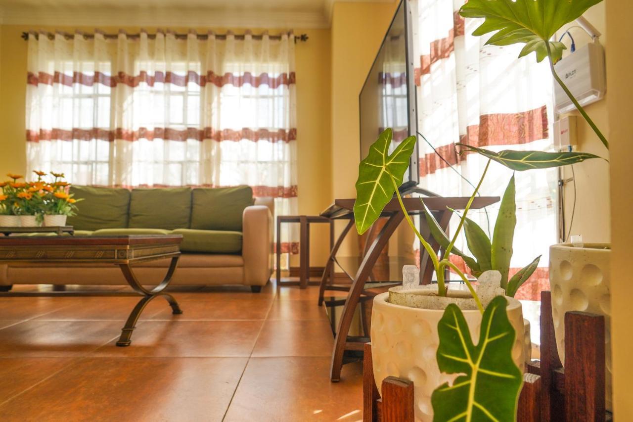 Charming Tagaytay Vacation Home Tagaytay City Esterno foto