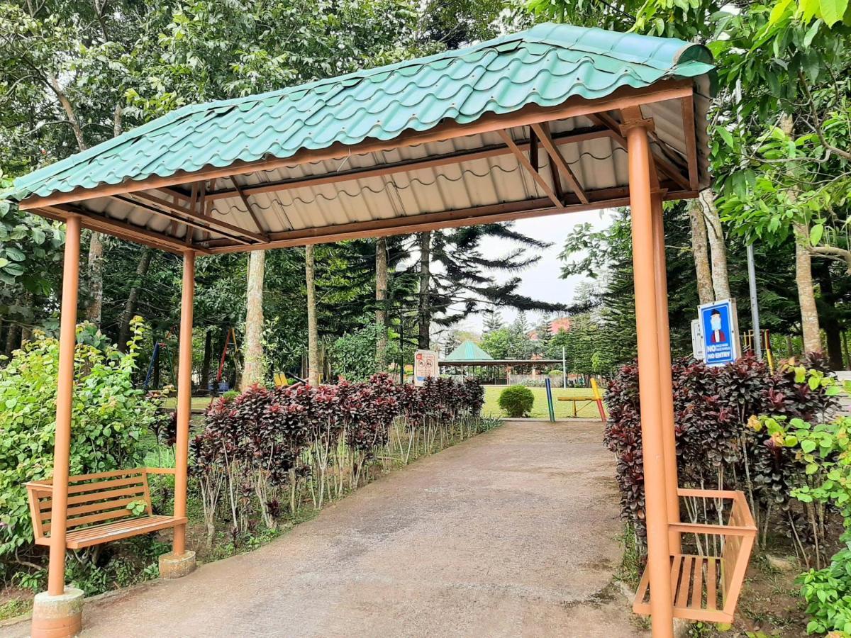 Charming Tagaytay Vacation Home Tagaytay City Esterno foto