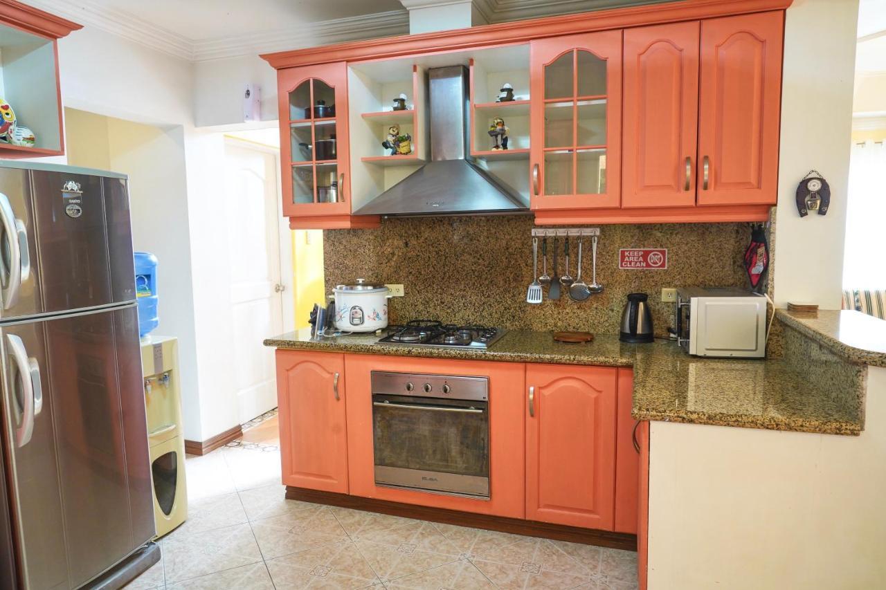 Charming Tagaytay Vacation Home Tagaytay City Esterno foto