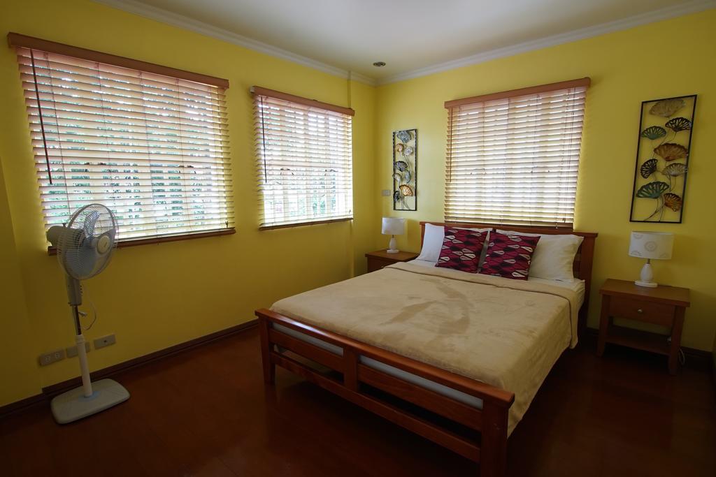 Charming Tagaytay Vacation Home Tagaytay City Esterno foto